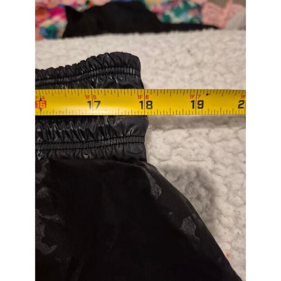 Athleta Rainer 2-in-1 Women’s Pants (Size‎ XL) - Picture 6 of 7